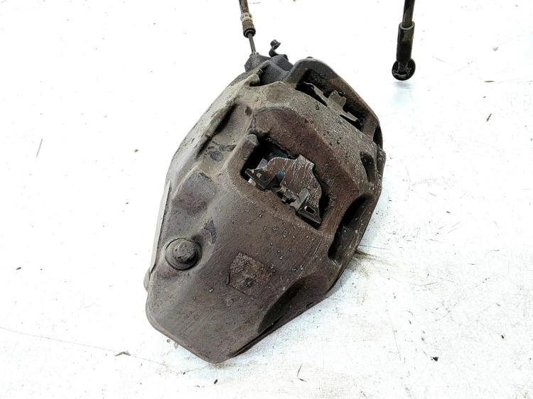 ZACISK HAMULCOWY PRAWY PRZÓD AUDI Q7 4M 4M0615106CP 375MM
