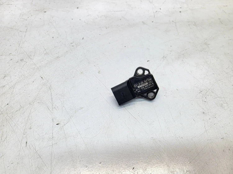 CZUJNIK RÓŻNICY CIŚNIENIA AUDI VOLKSWAGEN SEAT SKODA 038906051B