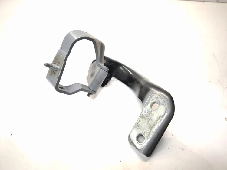 ZAWIAS TYLNEJ KLAPY BAGAŻNIKA PRAWY AUDI Q5 8R 8R0827300