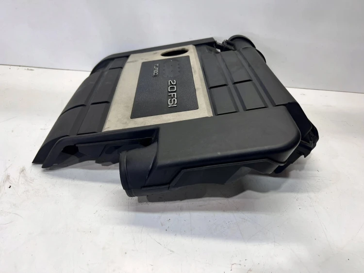 OSŁONA POKRYWA SILNIKA AUDI 06F133837S