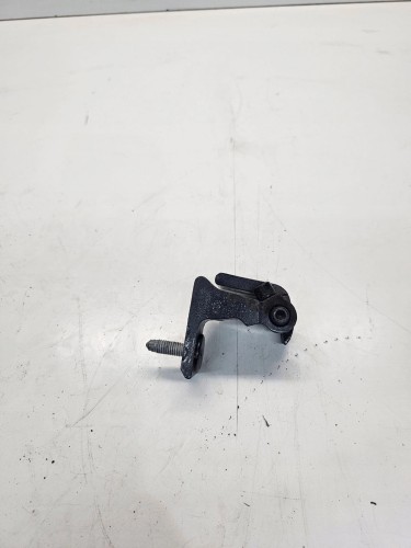 ZAWIAS DRZWI PRAWY AUDI A1 8X Q3 8U A3 8V 8V0833404A