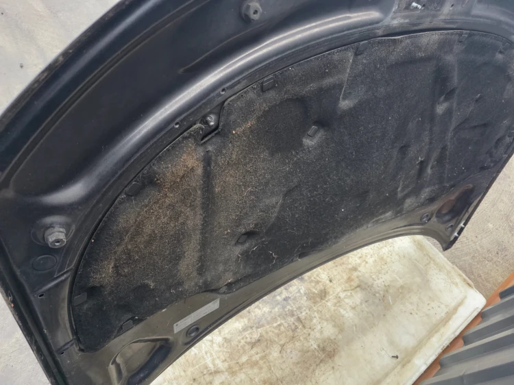 MASKA AUDI A3 8P MAŁY GRILL 2003-2004 LZ7L ORYGINAŁ !!!