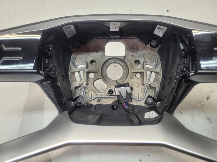 KIEROWNICA SKÓRA MULTIFUNKCJA DOTYKOWA AUDI Q4 E-TRON 89A419091E