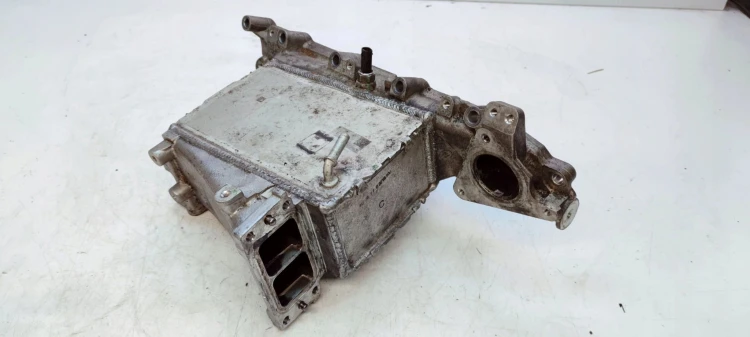KOLEKTOR SSĄCY AUDI A4 B9 A5 2.0 TDI 04L129766AS