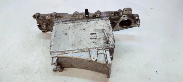 KOLEKTOR SSĄCY AUDI A4 B9 A5 2.0 TDI 04L129766AS