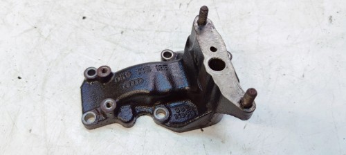 MOCOWANIE PODPORA UCHWYT TURBOSPRĘŻARKI AUDI A6 C7 A7 3.0 TDI 059145185