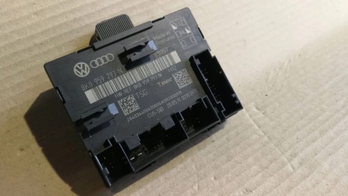 MODUŁ STEROWNIK DRZWI AUDI A4 B8 A5 Q5 8K0959793N