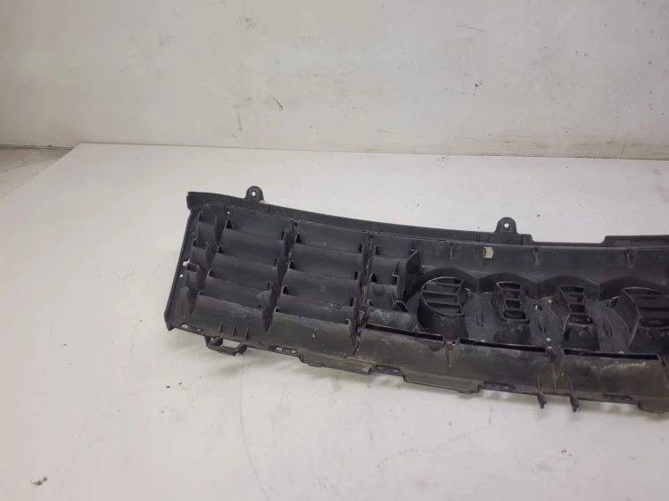 GRILL ATRAPA CHŁODNICY AUDI A4 B6 CABRIO 8H0853653