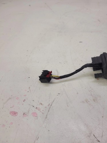LUSTERKO PRAWY PRZÓD AUDI A3 8P4 LY9B 6 PIN UK 5D