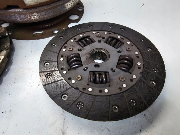 SPRZĘGŁO KOŁO DWUMAS DWUMASOWE AUDI A4 B8 A5 3.0 TDI 0B4105266H