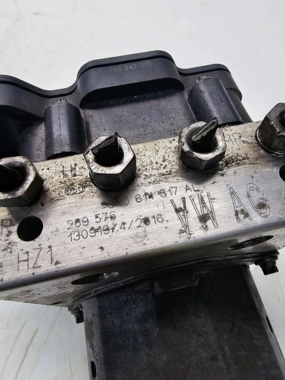 POMPA STEROWNIK ABS ESP AUDI VW SEAT 6R0907379BA