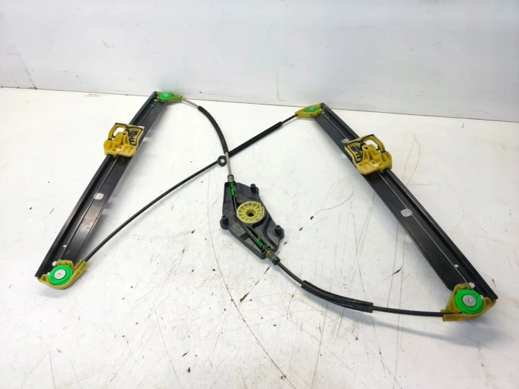 MECHANIZM PODNOŚNIK SZYBY LINKI PRAWY PRZÓD AUDI Q5 8R LIFT 8R0837462K