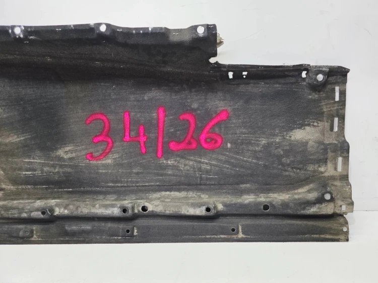OSŁONA PŁYTA PODWOZIA PRAWA DUŻA AUDI Q5 FY 80A825208B 34/26