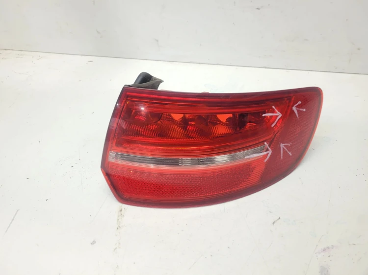 LAMPA PRAWY TYŁ W BŁOTNIK LED AUDI A3 8P LIFT 8P4945096E *150*