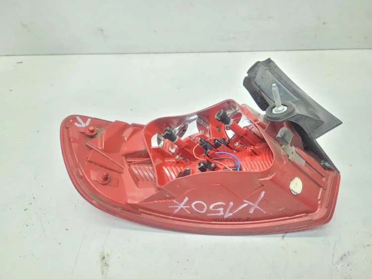 LAMPA PRAWY TYŁ W BŁOTNIK LED AUDI A3 8P LIFT 8P4945096E *150*