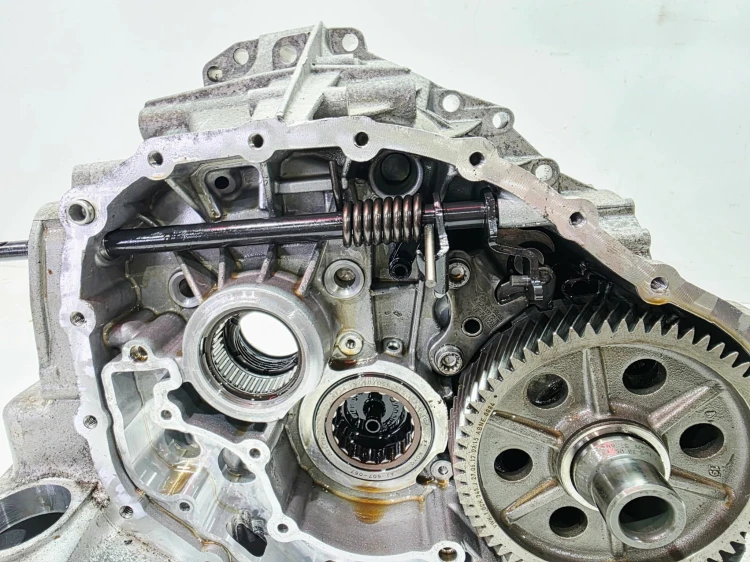 OBUDOWA OSŁONA SKRZYNI BIEGÓW S-TRONIC AUDI A4 B9 A5 Q5 FY 0CK 0CK301103Q