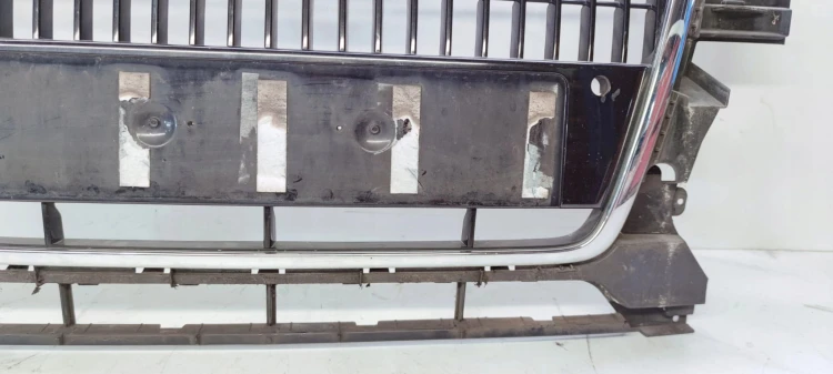 GRILL ATRAPA CHŁODNICY AUDI Q5 8R 8R0853651