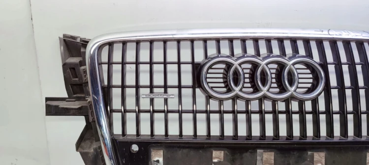 GRILL ATRAPA CHŁODNICY AUDI Q5 8R 8R0853651