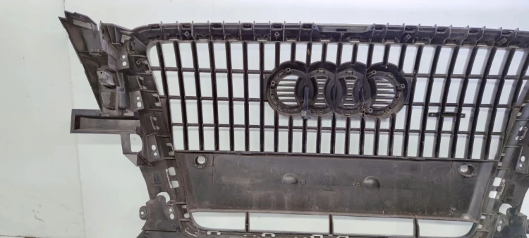GRILL ATRAPA CHŁODNICY AUDI Q5 8R 8R0853651