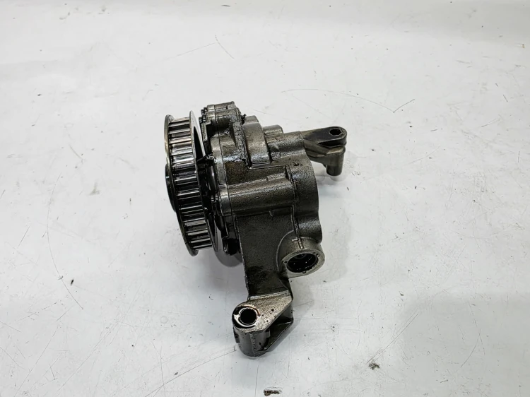 POMPA OLEJU AUDI VOLKSWAGEN SEAT SKODA 1.6 2.0 TDI 03L115105B