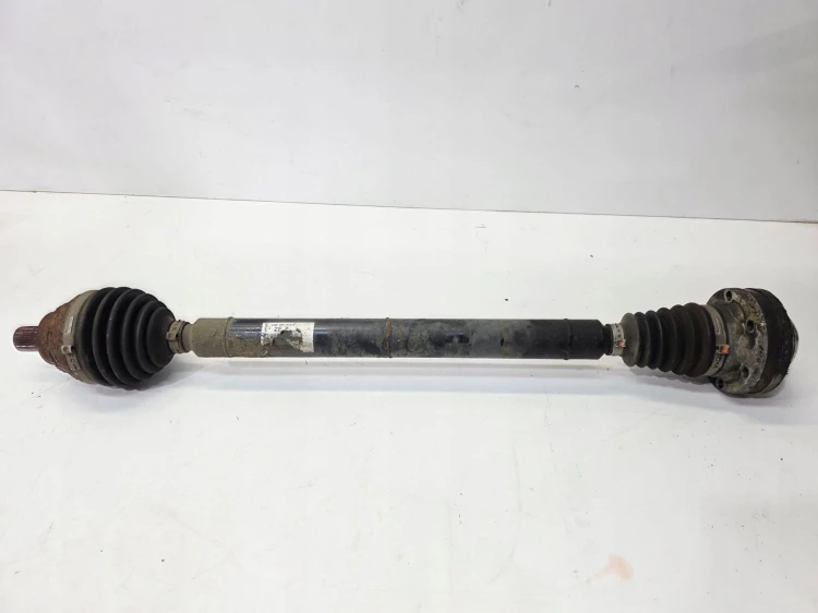 PÓŁOŚ PRAWA DŁUGA AUDI A3 8V VOLKSWAGEN SEAT SKODA 2.0 TDI 5Q0407272E