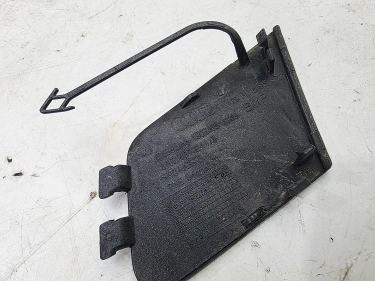 ZAŚLEPKA ZDERZAKA PRZÓD AUDI A4 B9 LIFT 8W0807241E LX7H