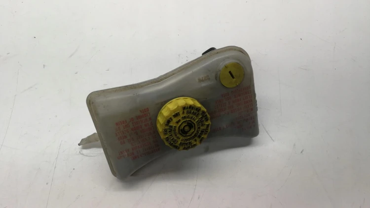 ZBIORNICZEK PŁYNU HAM AUDI A4 B7 A6 C6 8E0611301G