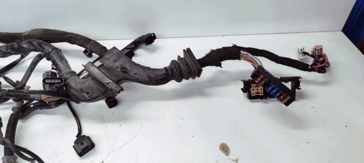 WIĄZKA INSTALACJA SILNIKA AUDI A6 C6 2.0 TFSI 4F1971072MC