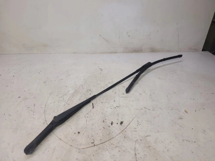 RAMIĘ WYCIERACZKI PRAWE AUDI A4 B9 A5 8W 8W1955408