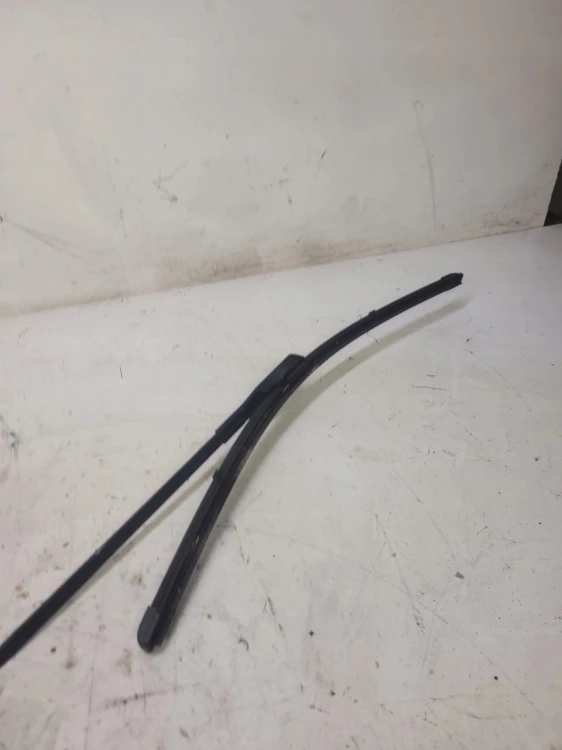 RAMIĘ WYCIERACZKI PRAWE AUDI A4 B9 A5 8W 8W1955408
