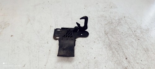 ZAMEK MASKI RYGIEL AUDI A8 D3 LIFT 4E0823485B