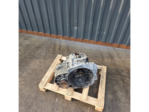 SKRZYNIA BIEGÓW AUDI VW SEAT SKODA MANUALNA 2.0 TDI SRB ORYGINAŁ !!!