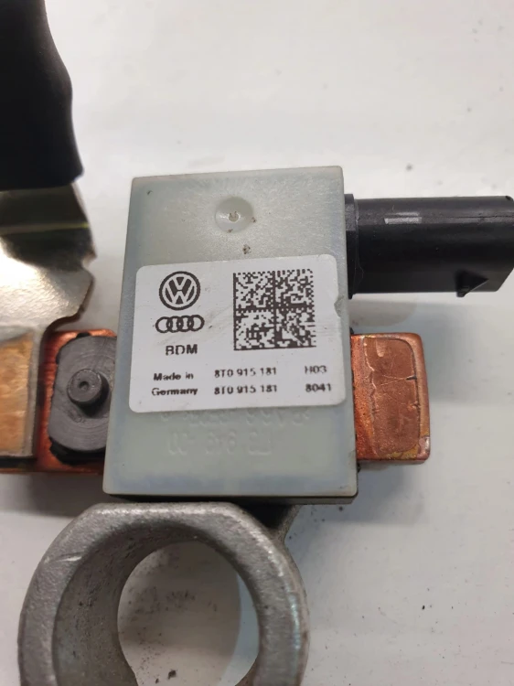 KLEMA MINUSOWA AUDI A4 A5 Q5 8T0915181