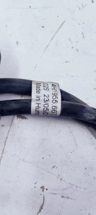 PRZEWÓD WĄŻ SPRYSKIWACZY AUDI A8 D4 4H0955667A