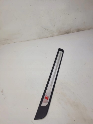 LISTWA PROGOWA PRAWY PRZÓD AUDI A4 B8 8K0853374B