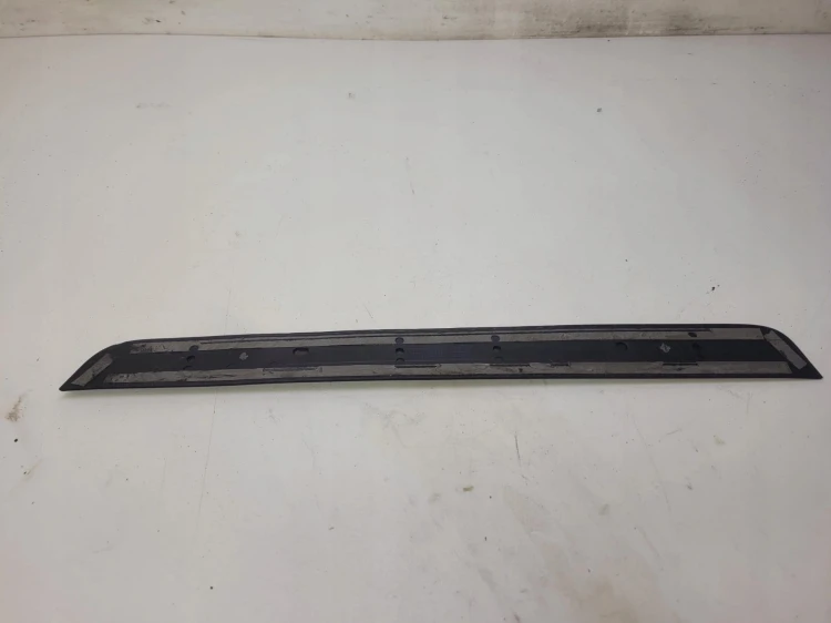 LISTWA PROGOWA PRAWY PRZÓD AUDI A4 B8 8K0853374B