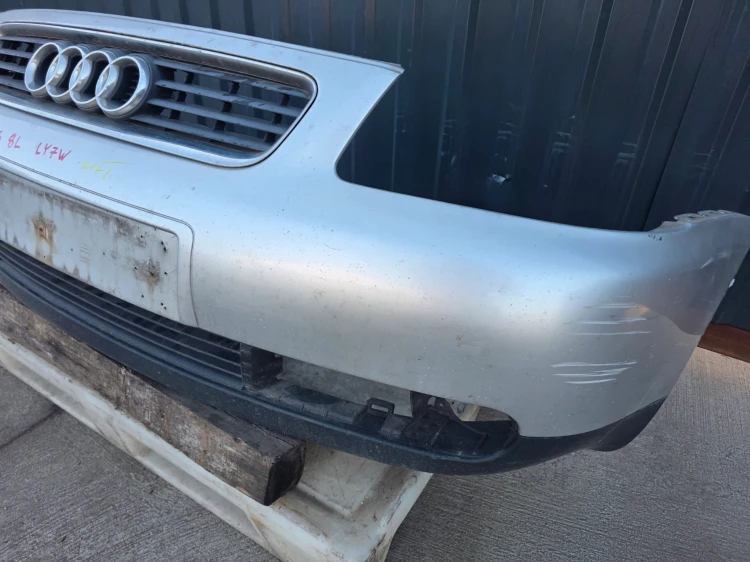 ZDERZAK PRZÓD AUDI A3 8L LIFT LY7W KOMPLETNY !!!