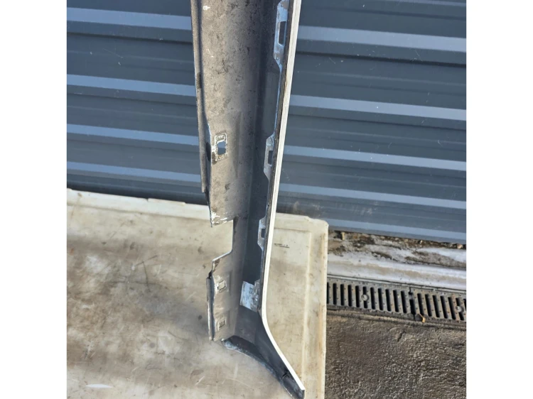 LISTWA PROGOWA PRAWA AUDI A6 C7 SEDAN AVANT S LINE 4G0853856F LY9C ORYGINAŁ