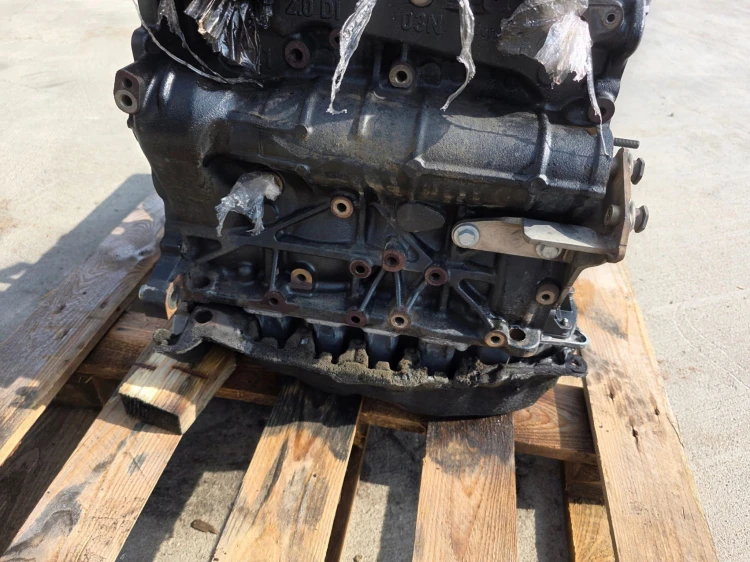 SILNIK BEZ OSPRZĘTU AUDI VW SEAT SKODA 2.0 TDI CUN CUNA ORYGINAŁ !!!