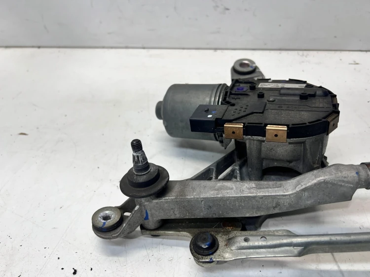 MECHANIZM WYCIERACZEK PRZÓD AUDI A4 B9 8W1955023B