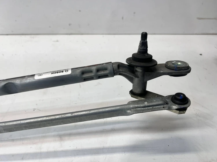 MECHANIZM WYCIERACZEK PRZÓD AUDI A4 B9 8W1955023B