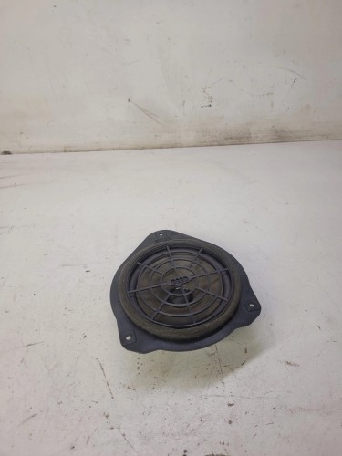 GŁOŚNIK BOCZKA TYŁ AUDI A1 8X 3-DRZWI 8X0035411B