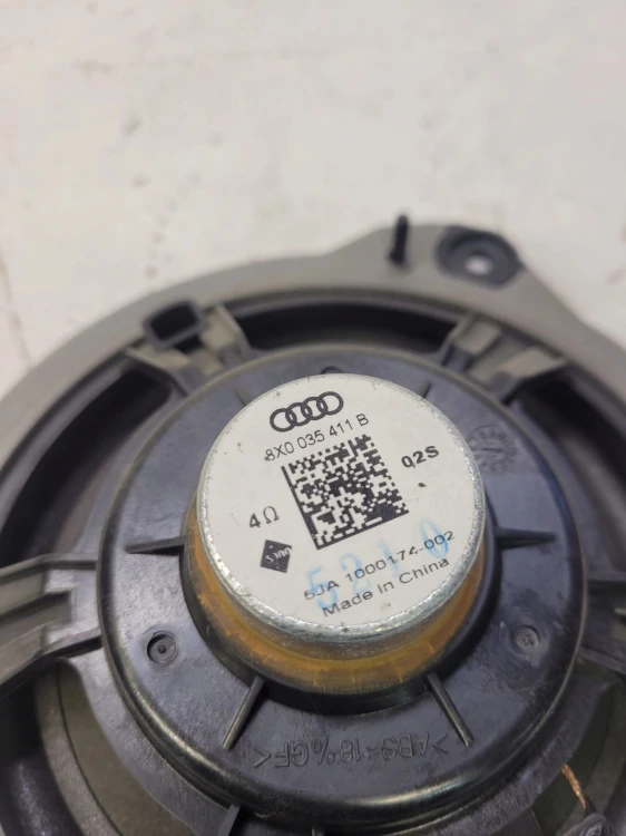 GŁOŚNIK BOCZKA TYŁ AUDI A1 8X 3-DRZWI 8X0035411B