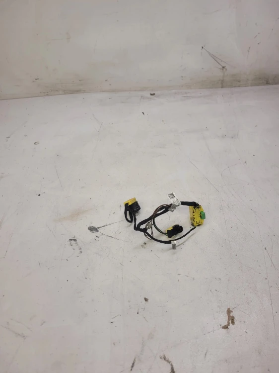 WIĄZKA PODUSZKI AIRBAG AUDI Q5 Q3 8U 8U0971589H
