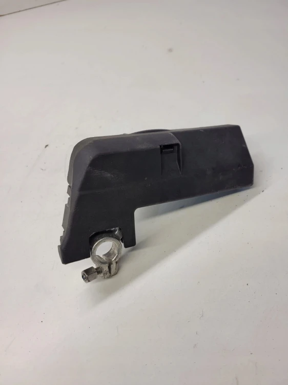 KLEMA PLUSOWA AUDI A4 A5 Q5 A6 A7 8J0915459