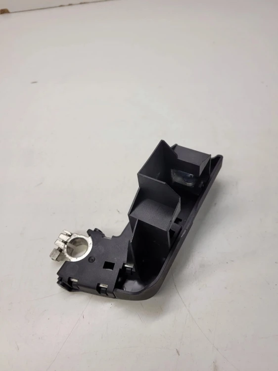 KLEMA PLUSOWA AUDI A4 A5 Q5 A6 A7 8J0915459