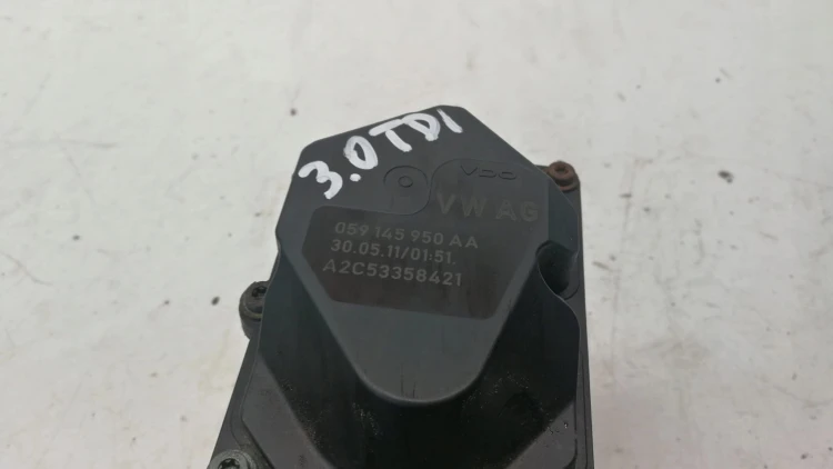 PRZEPUSTNICA AUDI A6 C7 A7 3.0 TDI 059145950AA
