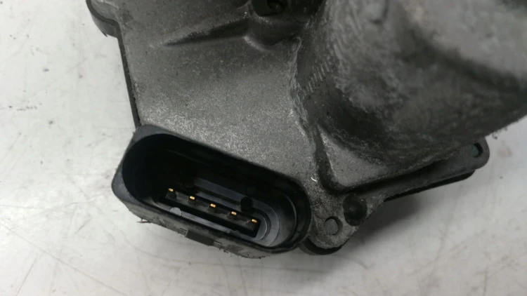 PRZEPUSTNICA AUDI A6 C7 A7 3.0 TDI 059145950AA