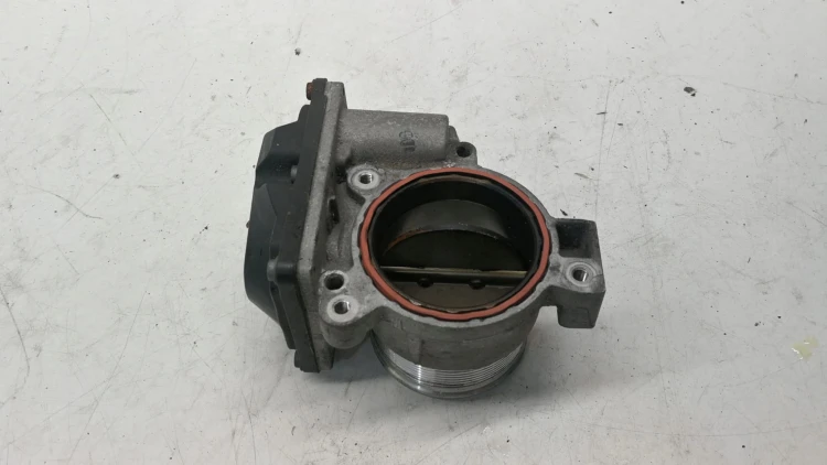 PRZEPUSTNICA AUDI A6 C7 A7 3.0 TDI 059145950AA