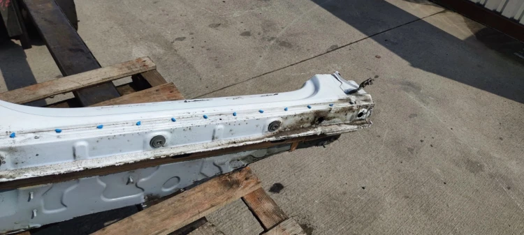 ĆWIARTKA PRÓG PRAWA STRONA AUDI Q3 II 83A F3B